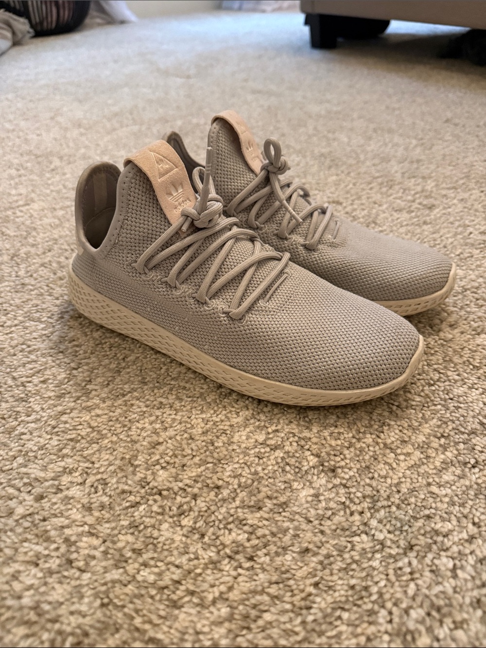 Adidas x Pharrell Williams Women’s Gray Knit Lifestyle Sneakers